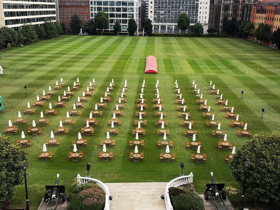 UnfoldEventsVIP's tweet image. #UnfoldLoves #SummerEventVenues  Ideal for outdoor parties and corporate events, the Artillery Garden is the largest garden in the City of London. Honing just over five acres of garden space and is set within the exclusive grounds of the HAC Estate. #OutdoorSpaces