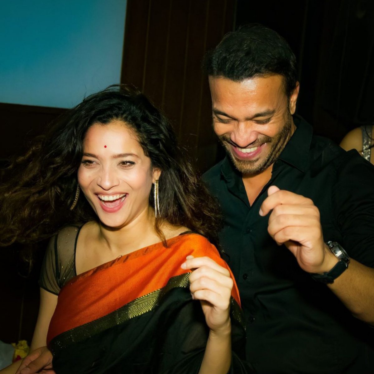 Mansi_Dhavale's tweet photo. Our ViAnk Smile The Brightest When They Are Together And It's "Pure Happiness"!✨💫💖💝💞💕 #ViAnk
@anky1912 @jainvick
#AnkitaLokhande #VickyJain #HerVikku #HisManku  #BetterTogether #Love #Blessings #CoupleGoals #Togetherness  #TouchWood #LoveViAnk #SupportViAnk #ViAnkHolics https://t.co/H7PTArTyT6