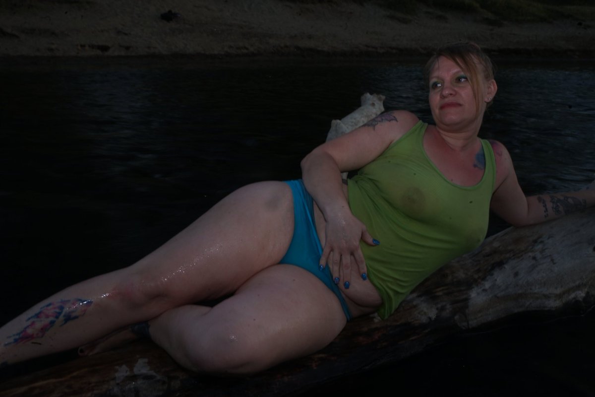 LexiQuinn6's tweet photo. Pebbles gone #wild
https://t.co/WMuDtE5ewD
#onlyfansbaddie #flinstones #blondie #nipples #tattoo #published #sexy #river #tree https://t.co/B4qKbcw8pm