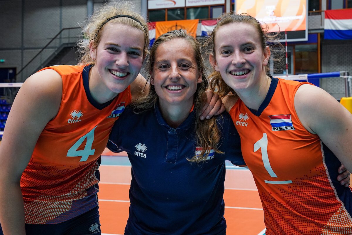 Wat een zomer🤩! Ook het WK met mijn eigen team Jong Oranje in eigen land zit er op! 🧡🏐 En wát een prestatie met deze 4e plek! Helaas onze fantastisch rit naar de Final Four niet kunnen bekronen met een welverdiende medaille maar voor nu overheerst de trots! Nu vakantie 🏖
