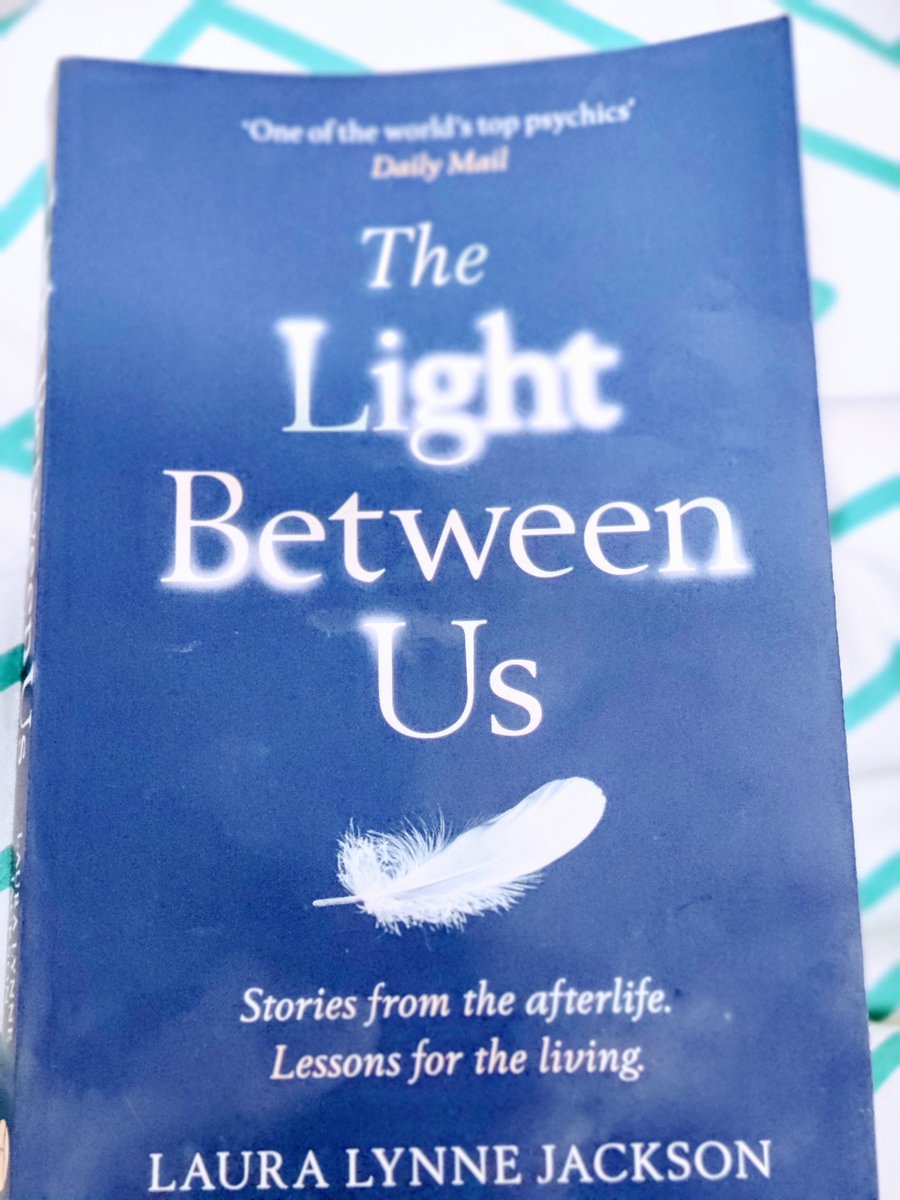 Anu_Angie's tweet photo. To say that my soul feels lighter after reading this book, would be an understatement. I often tend to believe that books tend to choose us. This one came just at the right time.  Thought provoking read for a ever so curious mind 🧘‍♀️ #soulfulsunday #weekendreads https://t.co/ynLietyjtQ