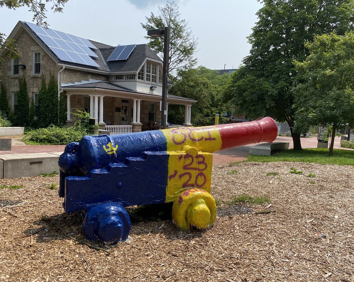 Karen Bertrand (@bertrand_km) on Twitter photo Spotted <a href="/uofg/">University of Guelph</a> this afternoon - @QueensEngineer have captured <a href="/OldJeremiah/">The Cannon</a> 😂 Cha Gheill <a href="/queensualumni/">Queen's Alumni</a> ! Spotted <a href="/uofg/">University of Guelph</a> this afternoon - @QueensEngineer have captured <a href="/OldJeremiah/">The Cannon</a> 😂 Cha Gheill <a href="/queensualumni/">Queen's Alumni</a> !