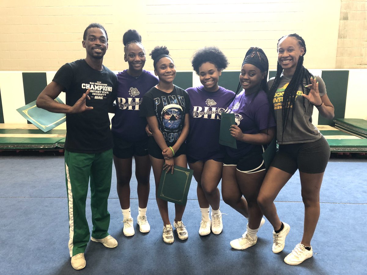 KYSU Cheerleading tweet media