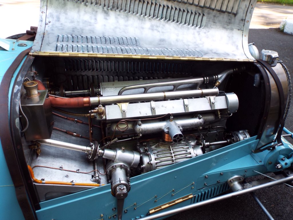 VMagnetos's tweet photo. Pretty much as good as it gets. This lovely Bugatti visited on Friday. Good to hear that the magneto is working well. https://t.co/56RAP3wKLu