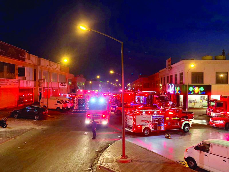 kuwaittimesnews's tweet photo. Qurain warehouse fire under control https://t.co/N5E1uL6499 via @kuwaittimesnews
#Qurainwarehouse #KuwaitFireForce #Firemen https://t.co/GEMiGH2KUS