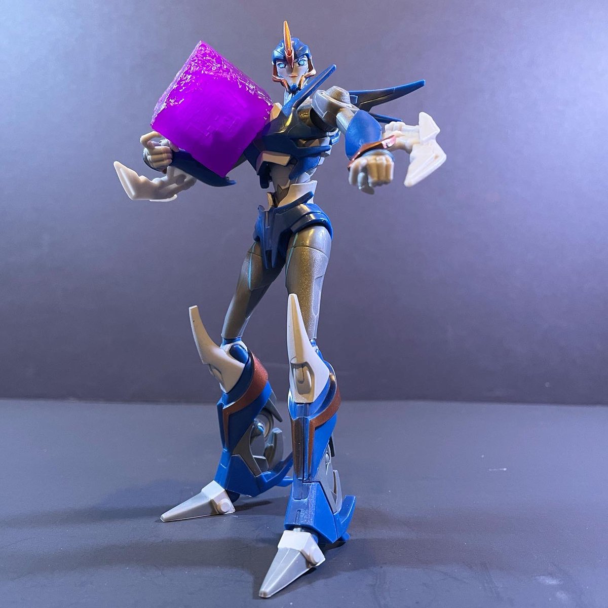 ShoDefconDelta's tweet photo. Transformers Prime R.E.D. Arcee #transformers #transformersprime #transformersprimearceee #transformersred #transformersarcee #autobots #autobotarcee #arcee #hasbro https://t.co/0exoFHJvMt