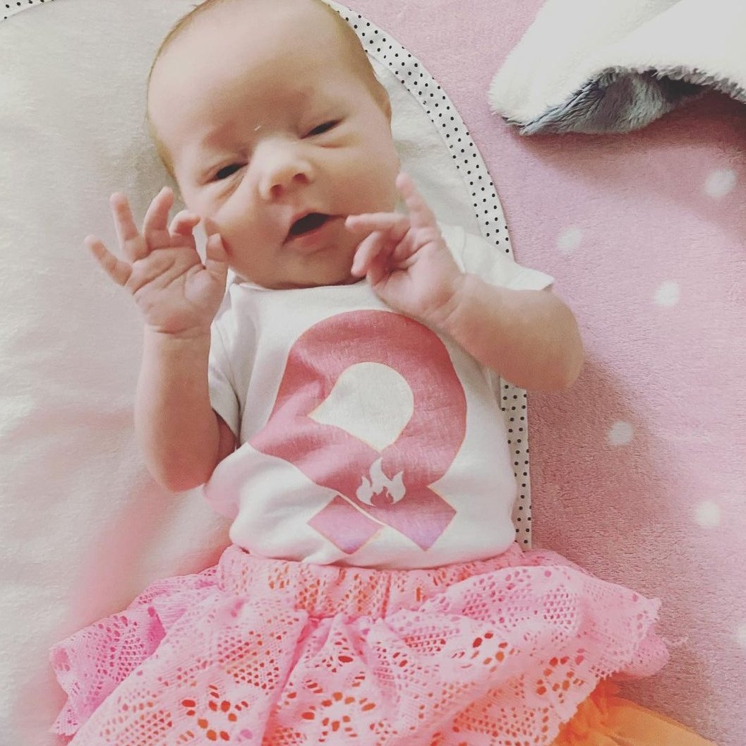 BarbyIngle's tweet image. #BeautifulinPink #TEAMiPain #NewestEdition