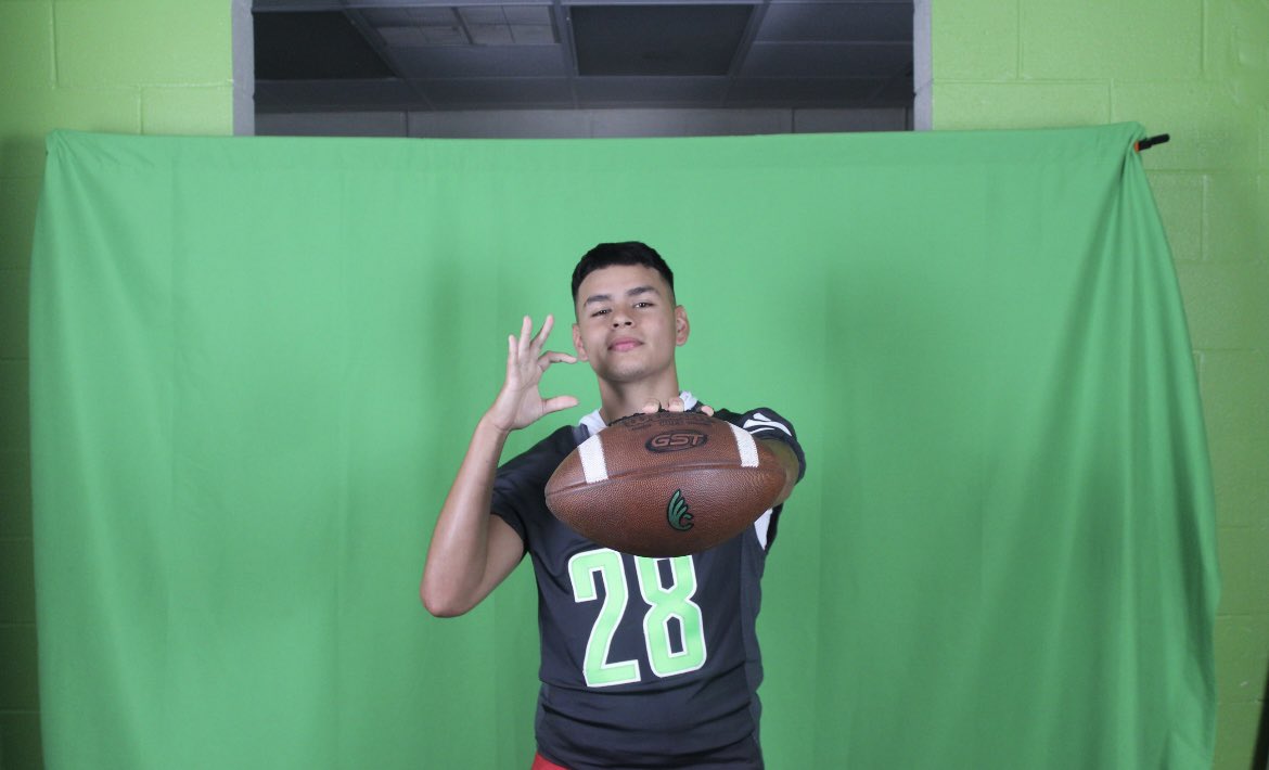 Had a great visit <a href="/DubC_Football/">Wilmington Football</a> , big shout out <a href="/CoachVThomas/">Von Thomas</a> for giving me the opportunity to come out #tuffstreet