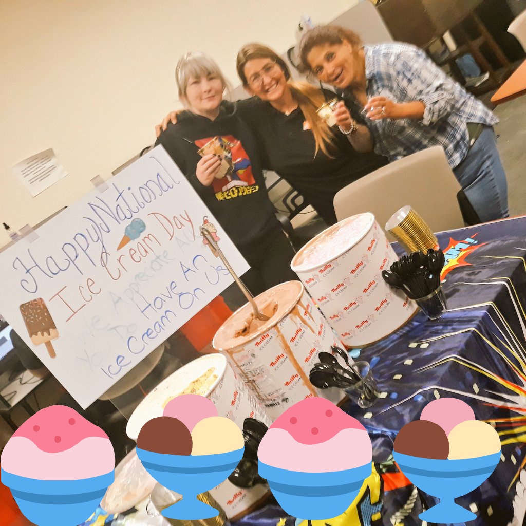 Celebrating national ice cream day with the team 
at the 
Huntington Beach Home Depot !!

Thank you for all you do !!