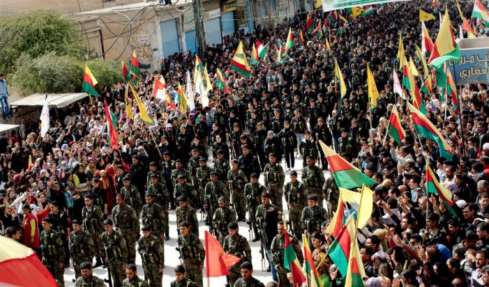 KurdishInternat's tweet photo. La révolution du Rojava se base sur le principe de la fraternité des peuples de Nord-est de la Syrie et du Rojava et incarne la démocratie directe.
#Status4NorthAndEastSyria https://t.co/i2GoOzho4y