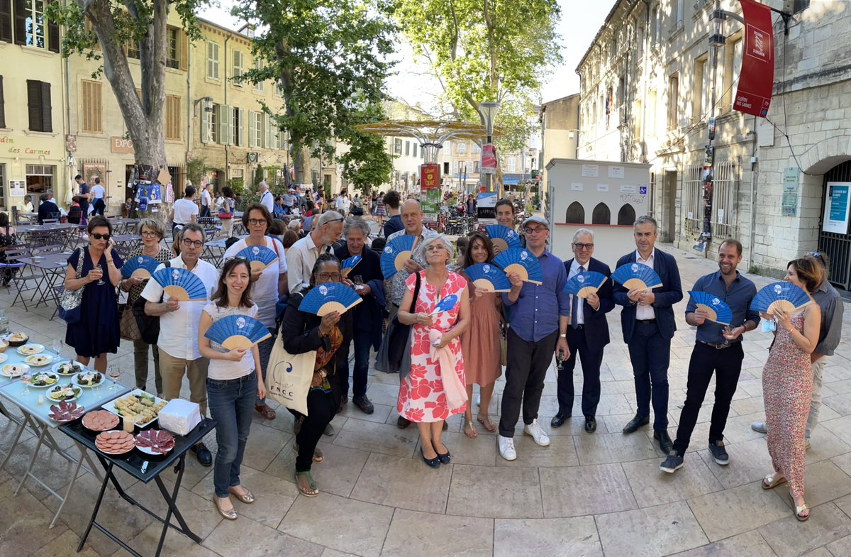 laFNCC's tweet photo. 🎬 Clap de fin pour les Journées d’Avignon de @laFNCC 2021.
4 jours de séminaires d’échanges avec les adhérents, de débats passionnants avec de nombreux invités, de rendez-vous avec nos partenaires, de belles rencontres et de moments de convivialité. 🙏🏼#avignonfncc2021 https://t.co/bsAEu0HSH3