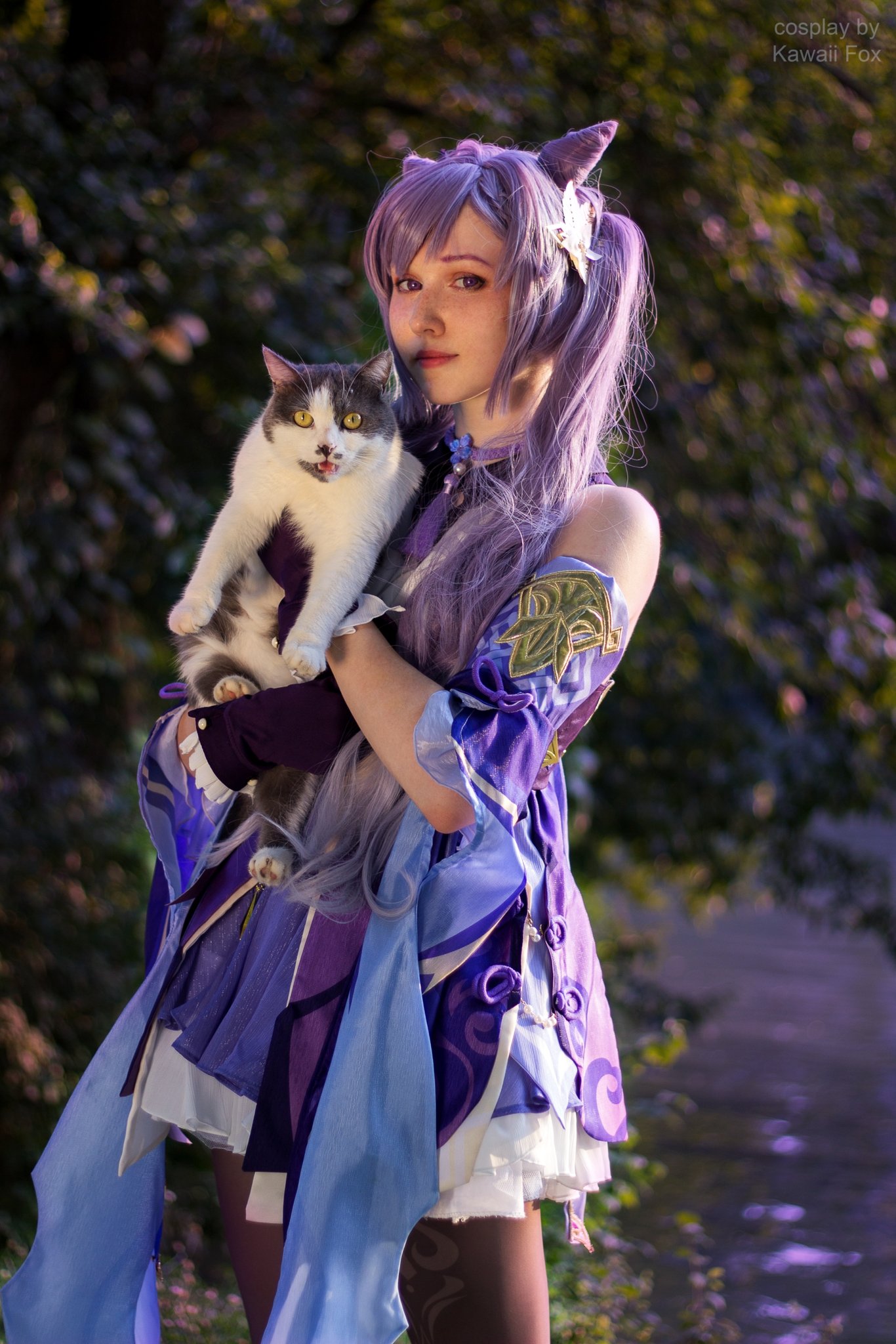 I cosplayed my fake cat girl Keqing! : r/Genshin_Impact