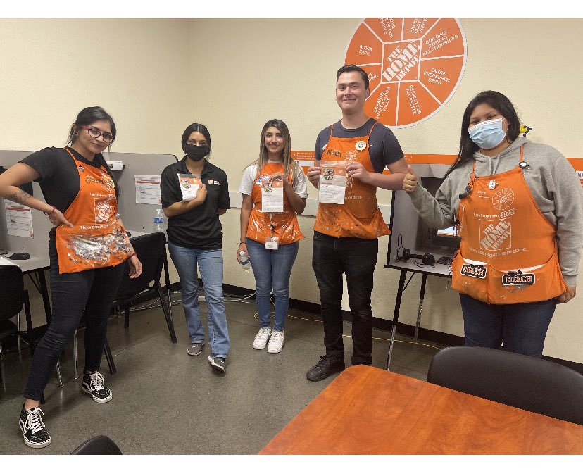 Meredith Waverly Edwards tweet media