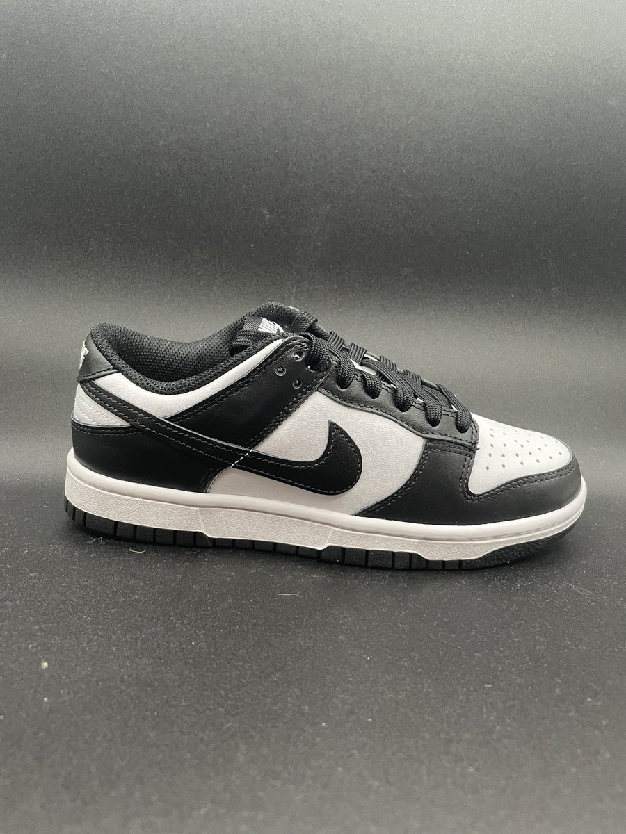 🅿️ott tweet media