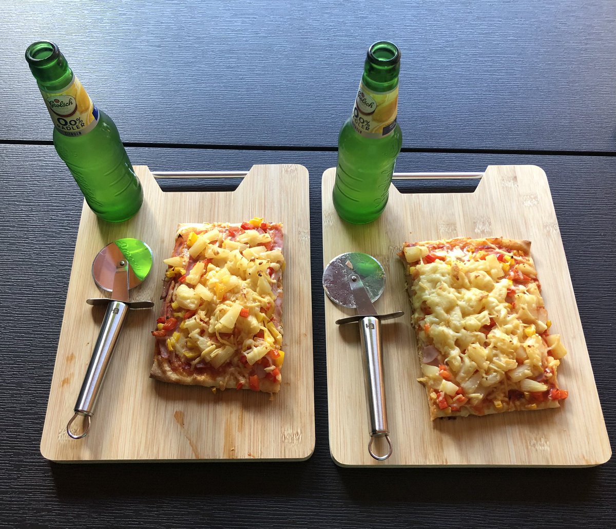 mario_kuiper's tweet photo. Einde vakantie 😭 en wat doe je dan .. nog even de #kamado opstoken voor weer een kook uitdaging de .. pizza 🍕wat gingen deze 3 weken snel maar wat waren ze ook mooi waar de fiets leidend was waar we samen met geweldige vrienden fantastische ritten hebben gereden, hoe mooi is NL https://t.co/UuFi4pdrfi