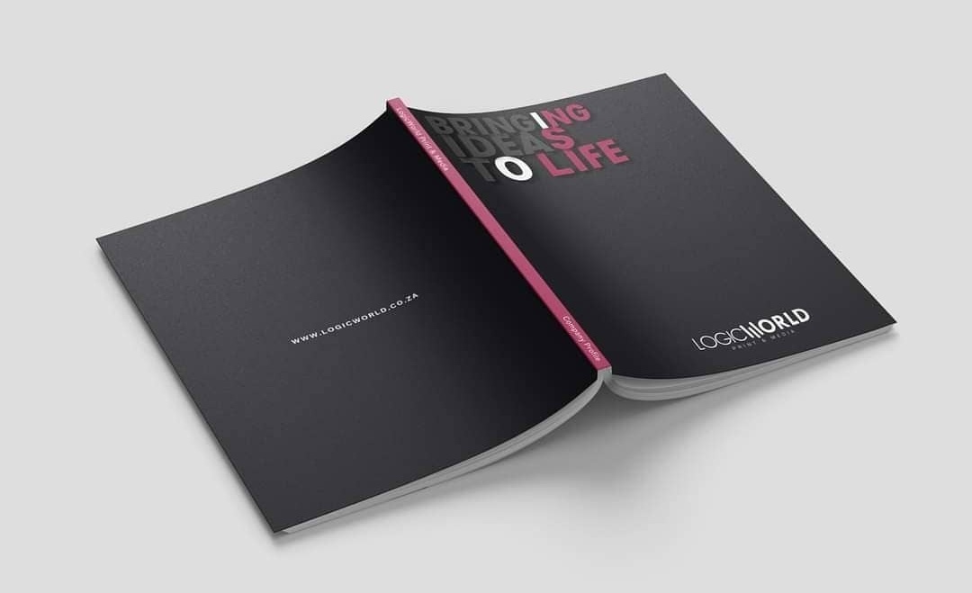 Mr_J_Tuba's tweet photo. There are those nights where you just want to work on the strategy, planning and positioning of your business.  Seems like it's tonight. #courage #determination #design #logicworld #Creativity #graphicDesign #LogoDesign #Creation #creativegenius #branding https://t.co/UTp7Wh1BDL