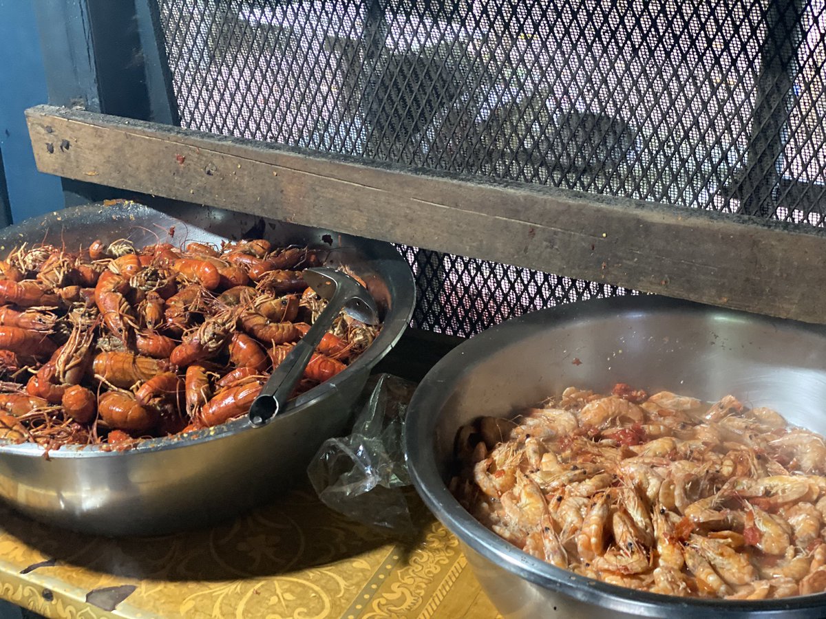 floydgreenja's tweet photo. Pick a Side. #BessShrimp #MiddleQuarters #SWIsBess https://t.co/j4eWx1eF4t