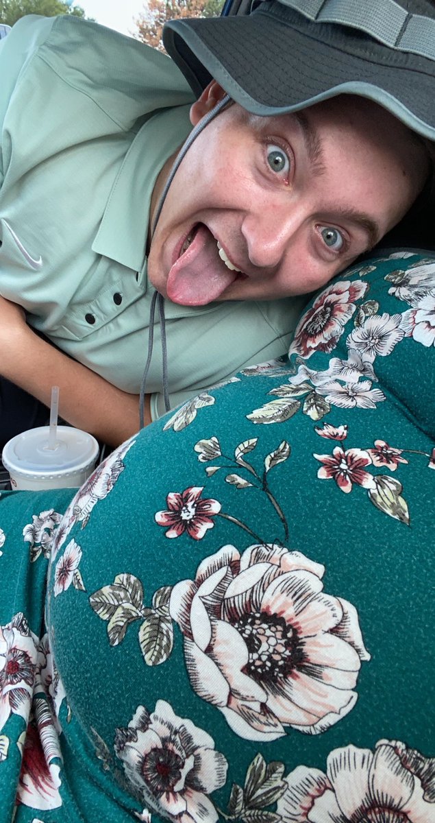 _KenzieGreen17's tweet photo. This man is about to be the best girl dad here in almost 3 months 💕💕💕 https://t.co/gdedcQ0lAg