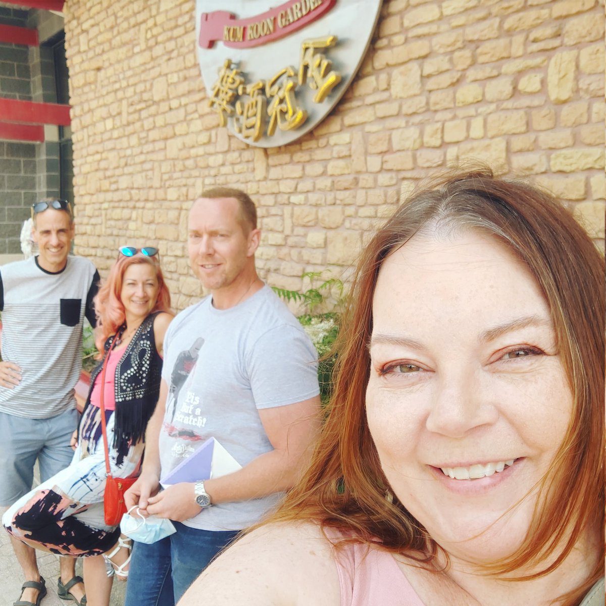 DefiantScrbblr's tweet image. Best reunion of friends!
Dim Summers #DowntownSoundsContest