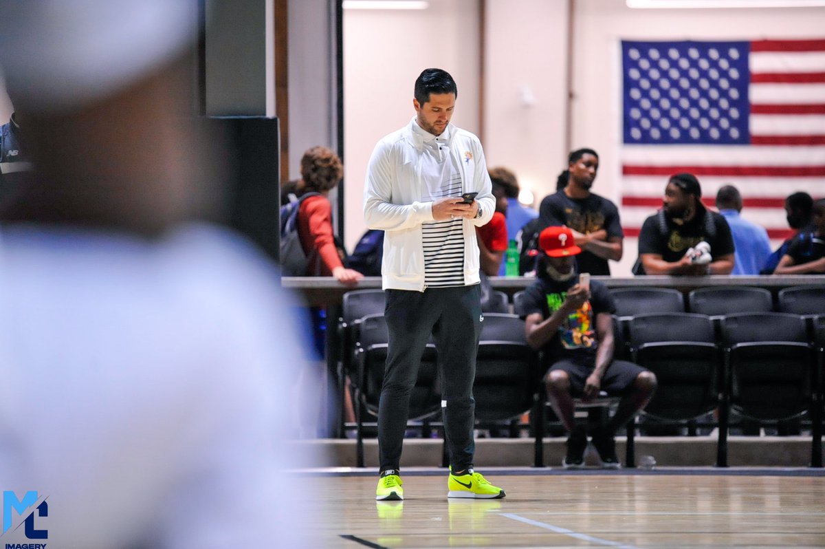 BIG SH🏀TS tweet media