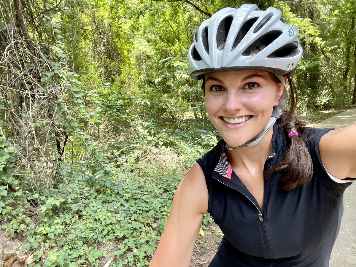 tayloracogan's tweet photo. Today, the blue sky is gorgeous, the shade of the forest is lovely, and I am more than ready to break a 16-hour fast.
#dallastrails #stayhydrated #getoutside #bikemore #trinityforest https://t.co/iP170jR4Jc