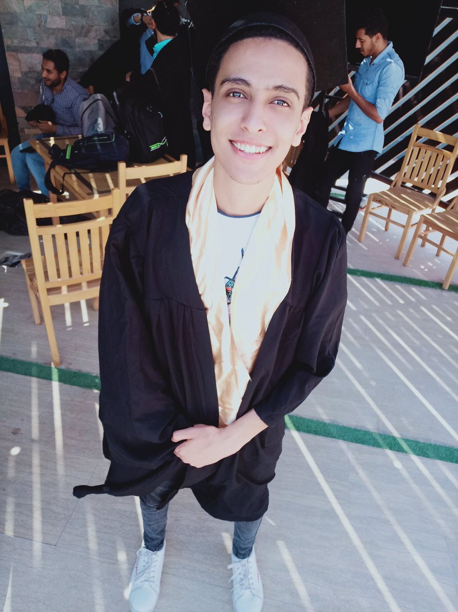 islam19975879's tweet photo. It's become reality , officially graduated 🥳💛 https://t.co/9dLPU2Xot0