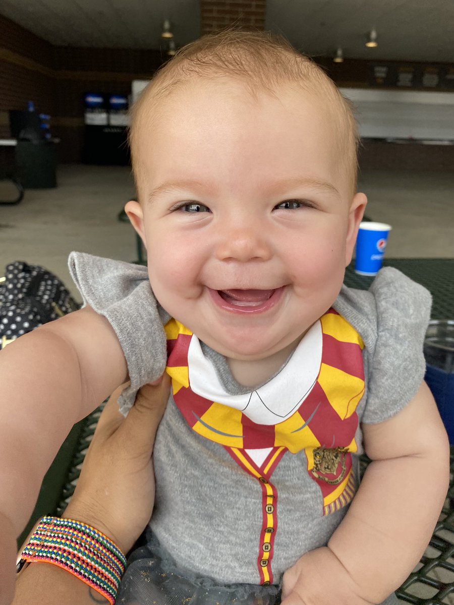 SarahSwistak's tweet image. You can tell me there are cuter kids at the @LansingLugnuts game…but I wouldn’t believe you. 😍😍😍 #gonuts!!