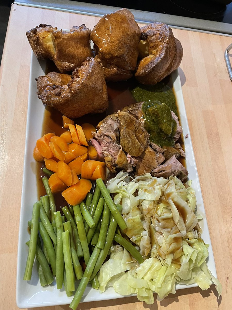 Okay dinner is ready so give me the obligatory 5 minutes please 👍😊🤣#BigPlate