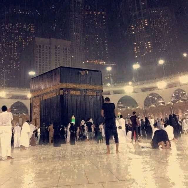 m_jed511's tweet photo. #يوم_عرفه

 "اللهم يا من أقسمت بالفجر وليالٍ عشر، بارك لنا هذه العشر، وارحمنا يوم الحشر، واصرف عنّا كل شر، واجعل لنا من كل عسرٍ يسر، ويسر لنا صيام عرفات، واجعل لنا فيه دعوة لا تُرد."❤️"🙏. https://t.co/FUOum75qtj