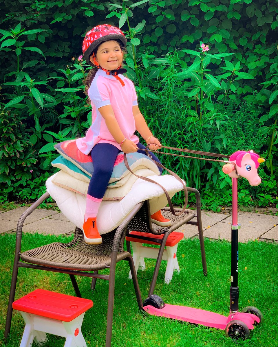 AdnanSamiLive's tweet photo. Medina’s new Horse…
“THE GREAT INDIAN JUGAAD”!!!😂
#babakijaan #adnansami #medinasamikhan #medina #adnansamisongs #bollywood #jugaad #india #horse #horseriding #fatherdaughter #daddyslittlegirl https://t.co/4rU8zkWRlA