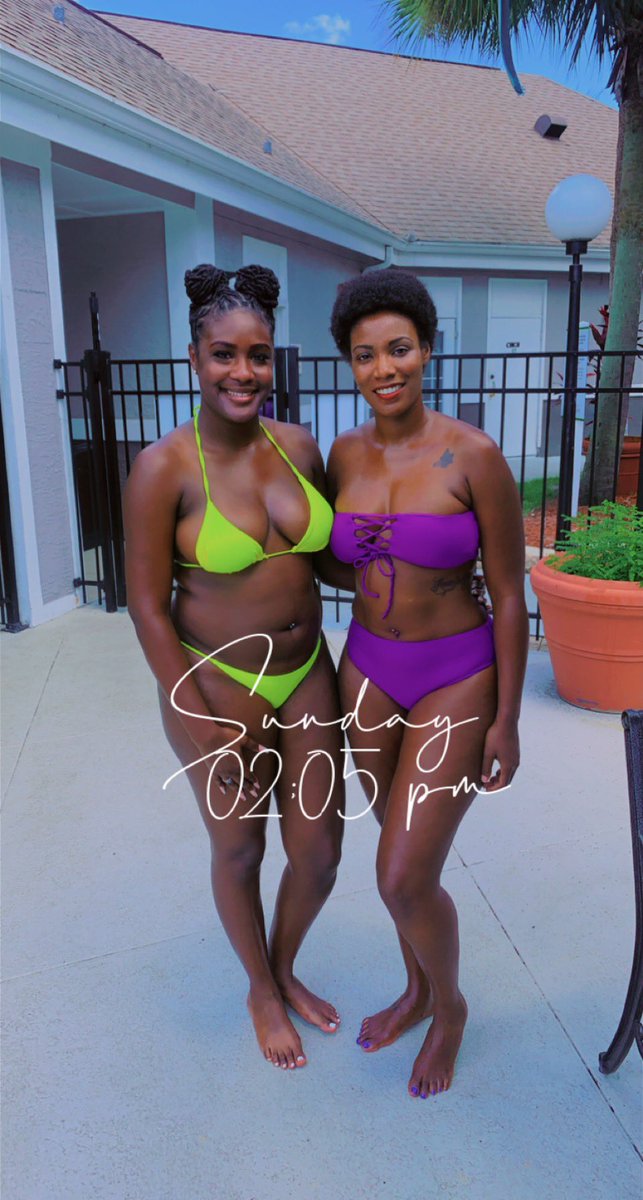 melaninro's tweet photo. Sister sister 🤤💜💚 https://t.co/Kt9aNntAsB