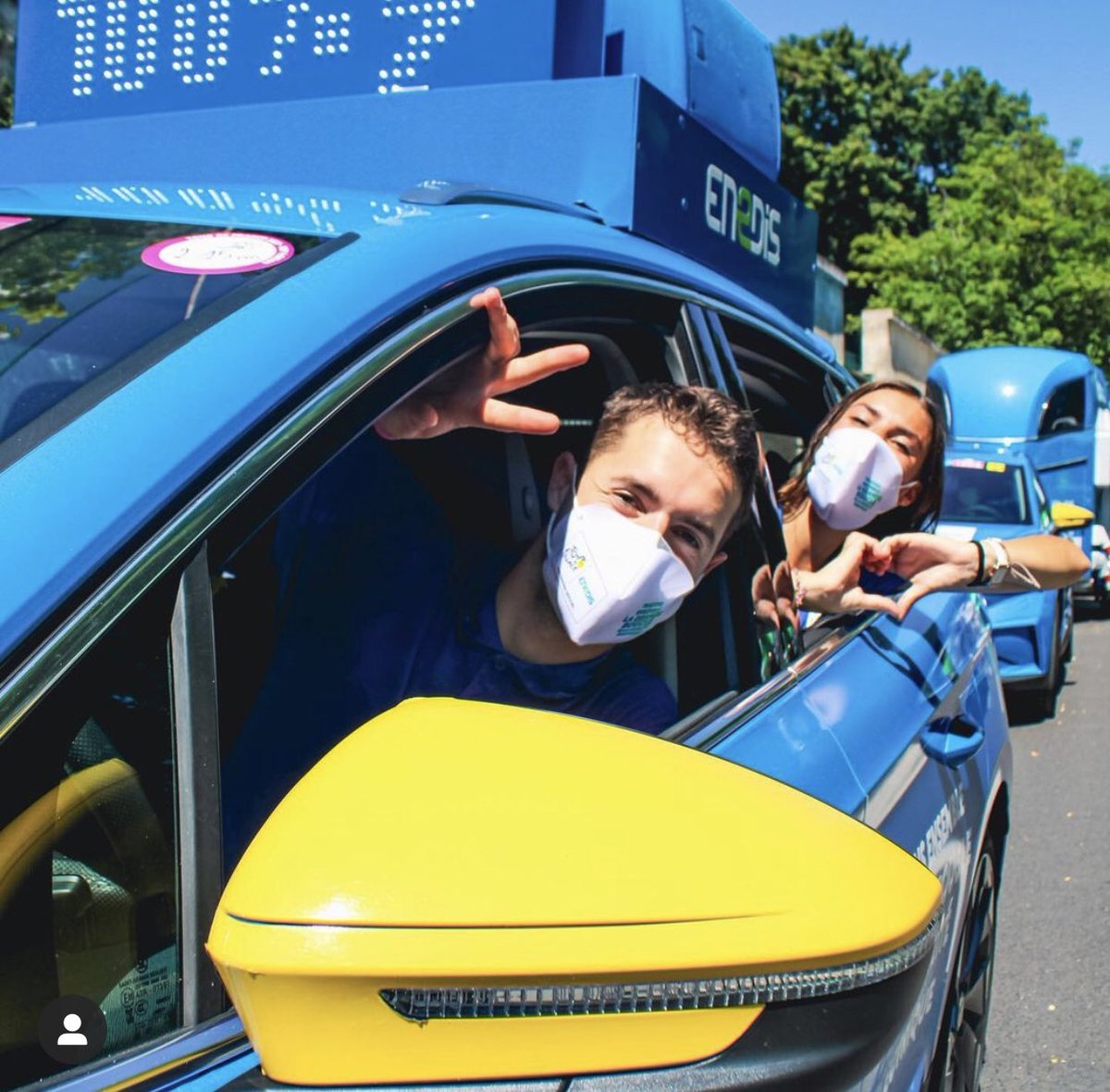 Alexandre_CATY's tweet image. Ca y est ! @LeTour est fini 🥲. La @CaravaneduTour accompagnée de la station mobile de recharge est arrivée à @Paris. Une nouvelle étape importante pour #lagrandeboucleelectrique grâce à @enedis ! Merci à tous ceux qui ont contribué à cette formidable aventure.
📸 @AgencePanenka