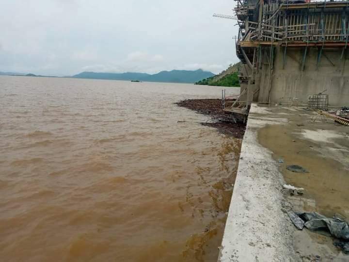 Esubalew_Ginbar's tweet photo. Now It is clear to them that the increase in the amount of water contained in the #GERD is a suicidal act for those who want to endanger the dam!
#GERDIsMyDam
#GERDFilling
@sanusi90064 @NahomTadelle @iyoba4u https://t.co/wg5htCNkKE