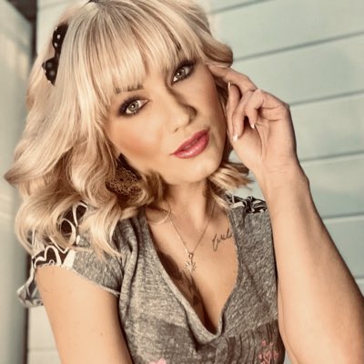 #NewProfilePic https://t.co/voYBAy04kZ<a href="/tag/newprofilepic"class="tags">#NewProfilePic</a>