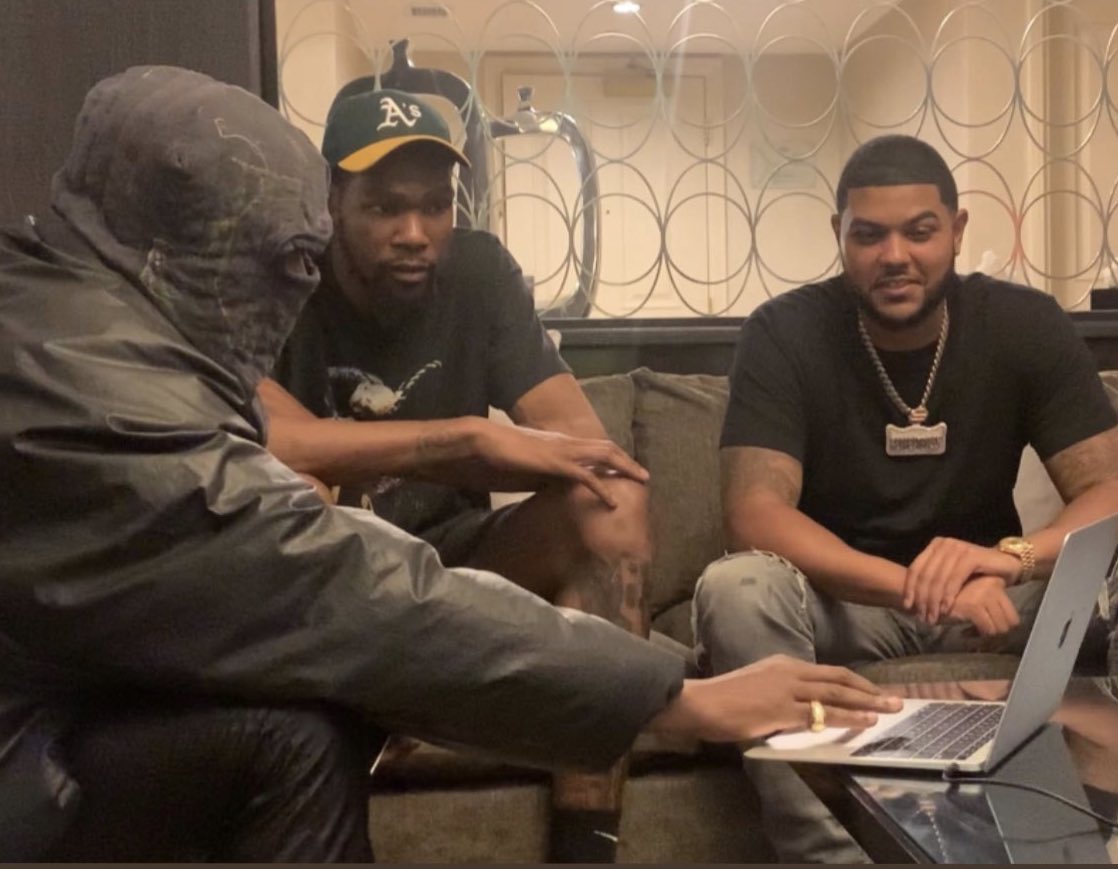 Another photo of <a href="/KanyeWest/">ye</a> with <a href="/KDTrey5/">Kevin Durant</a> and <a href="/JustinLaboy/">Respectfully Justin</a> in Vegas last night (7.17.21)