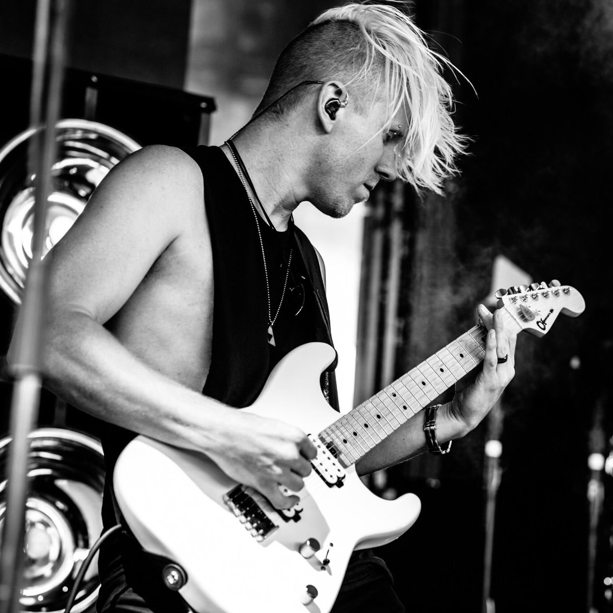 Is Breakfast Included? (@isbreakfast_pod) on Twitter photo #neilswanson #guitarist #songwriter #producer #hollywoodbowl #eurythmics #davestewart #richiesambora #guitarcenter #orianthi #fender #charvel #bossfx_us #roland #seymourduncan #orangeamps #storyofro #ernieball #tommyvext #vext #isbreakfastincluded #ibi
📸: <a href="/alysoncoletta/">Alyson Coletta</a> #neilswanson #guitarist #songwriter #producer #hollywoodbowl #eurythmics #davestewart #richiesambora #guitarcenter #orianthi #fender #charvel #bossfx_us #roland #seymourduncan #orangeamps #storyofro #ernieball #tommyvext #vext #isbreakfastincluded #ibi
📸: <a href="/alysoncoletta/">Alyson Coletta</a>