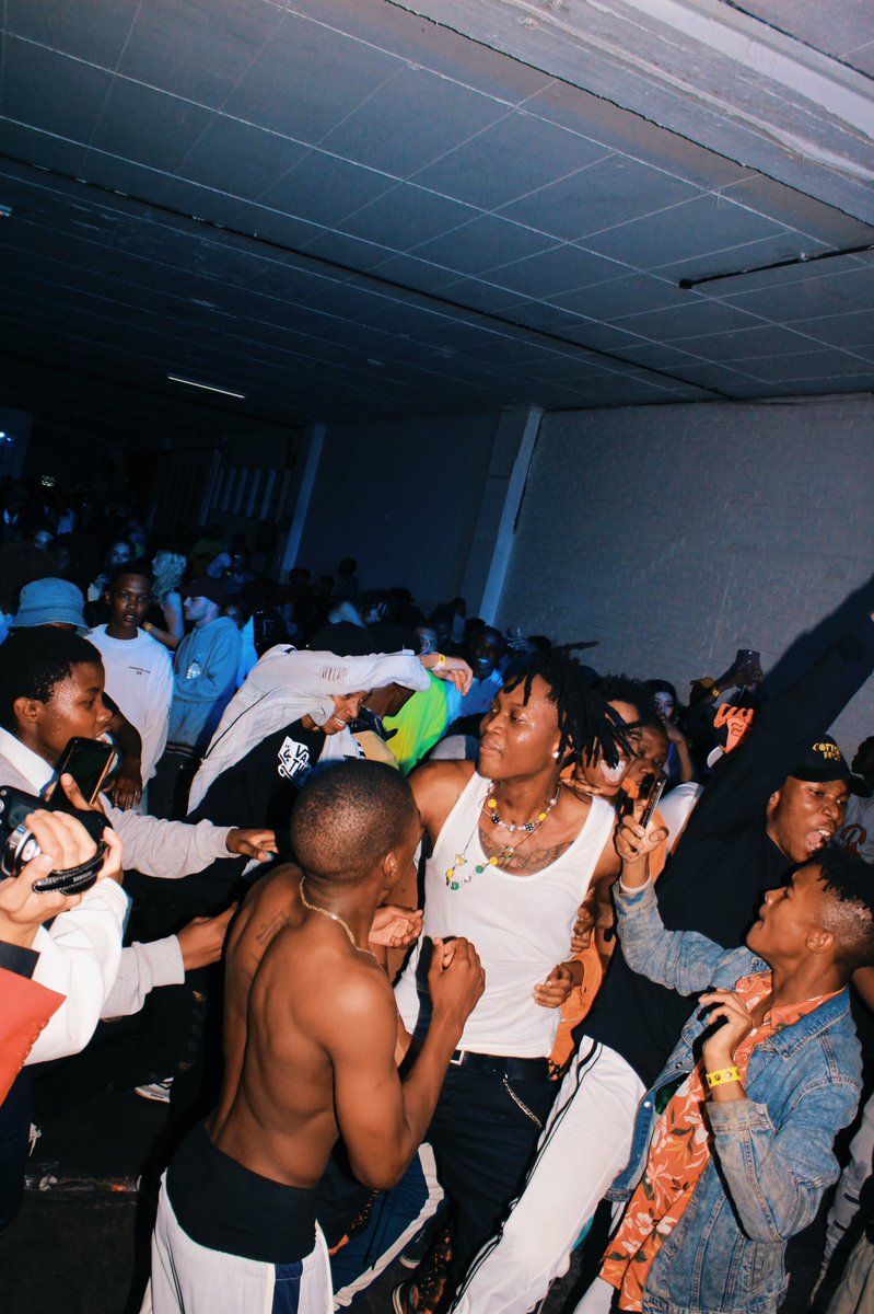 Slxck93's tweet photo. “MOSHPIT ENERGY” -2020 https://t.co/L37faCgCP8