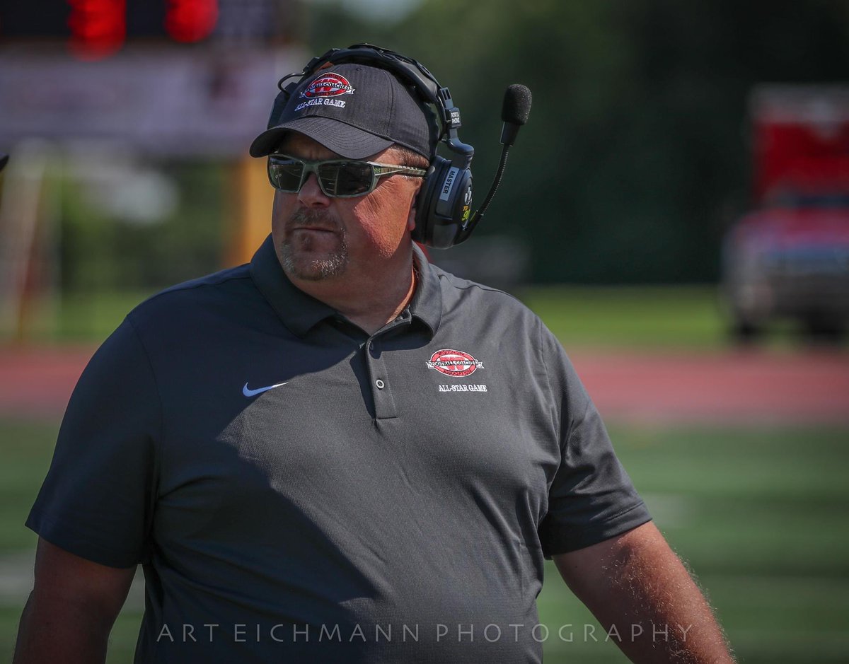 Art037's tweet photo. Wisconsin Coaches All Star Game 2021…representing the Omro Foxes this year is Kyle, Ben and Coach Wellhoefer! @OmroFoxesFB @FansFoxes https://t.co/U6ZSpgXg0W