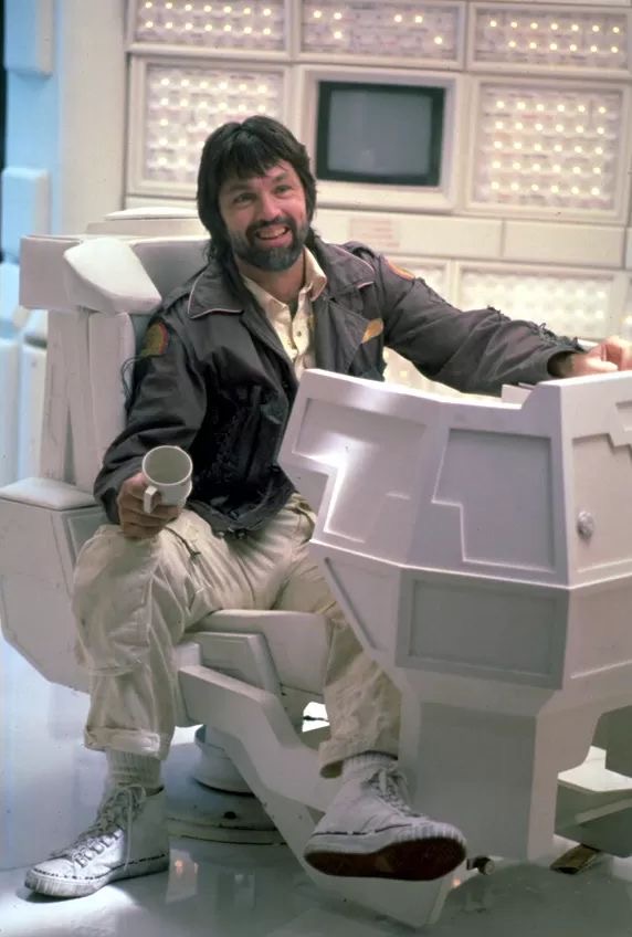 Happy Birthday to Tom Skerritt!    