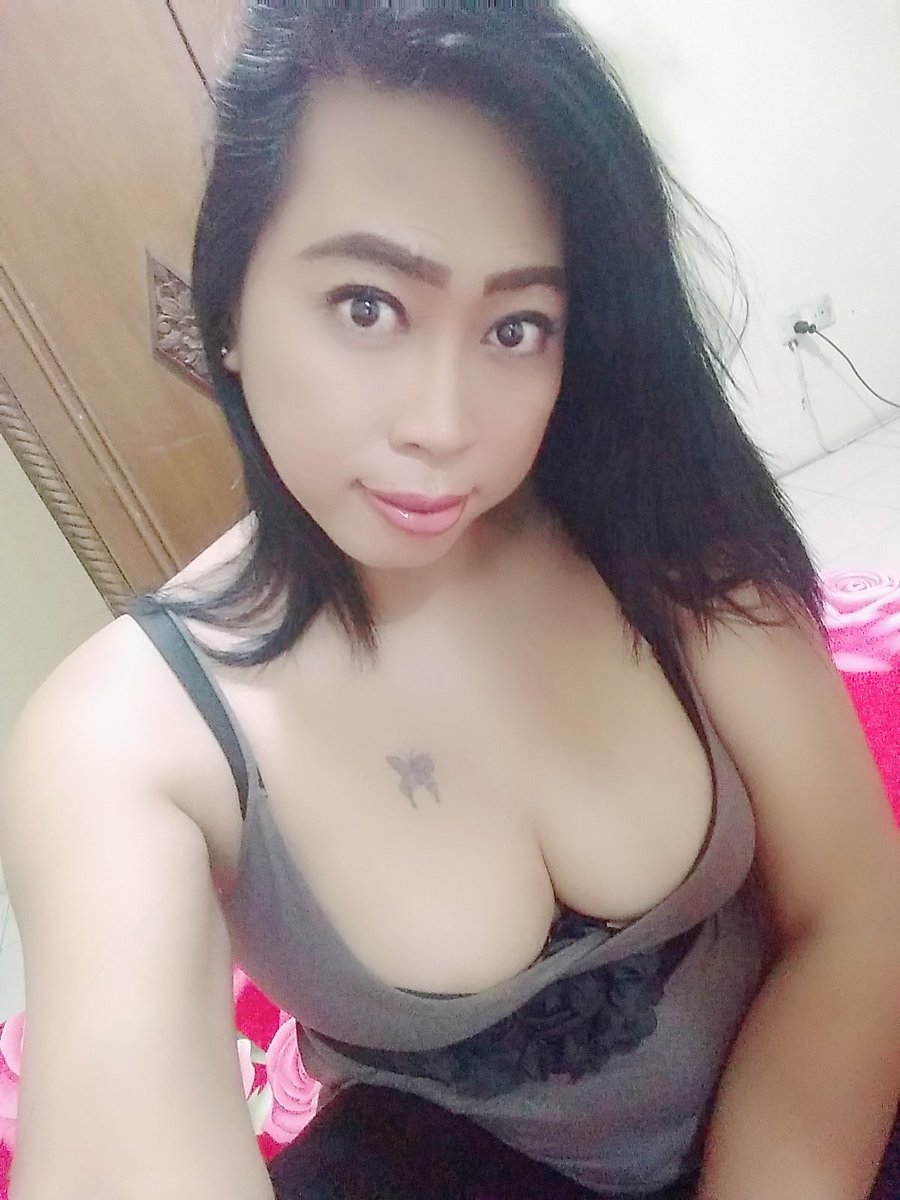 DinnaMutzz's tweet photo. Bt bgt dikamar https://t.co/oiXH2Au0sc