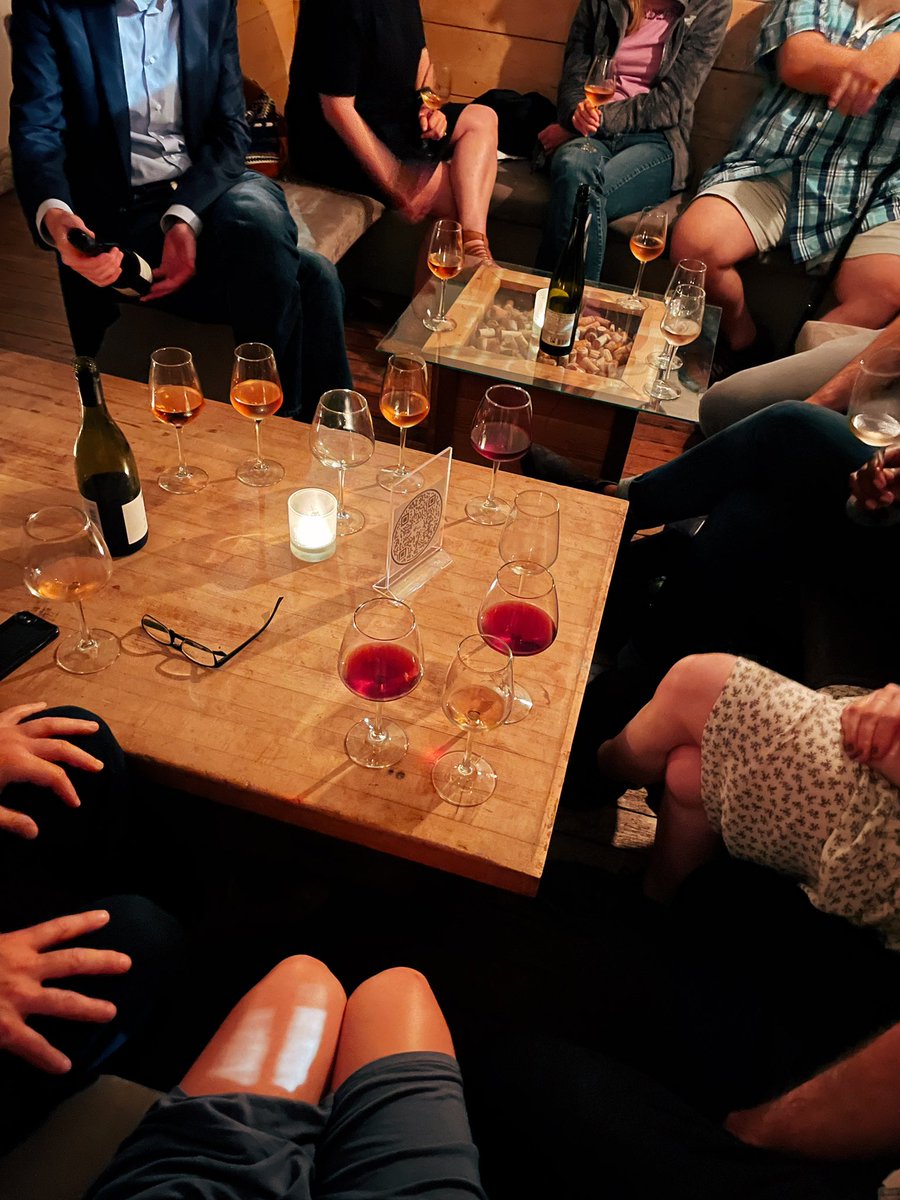 leahstacy's tweet photo. last night’s #flxcursion dinner at the left bank in geneva was *chef’s kiss* — delicious food & wine, great hosting by @evandawson, & such a fun crew of people ✨ https://t.co/3PgoZYP9cf