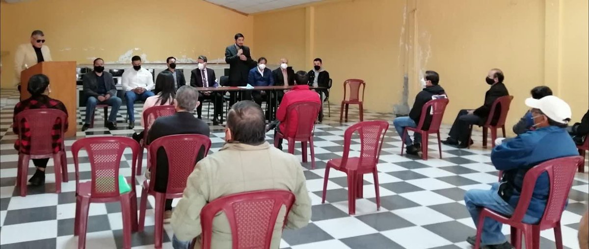 riwilo2002's tweet photo. #Biblián y sus cuatro parroquias: #Sageo, #Nazón, #Jerusalen y #Turupamba, también son muy importantes para el #GobiernoDelEncuentro, conversar con su gente y sus autoridades nos enriquece.

Un trabajo coordinado entre autoridades y ciudadanía es esencial.

#JuntosLoLogramos https://t.co/mnYdOUPrPv