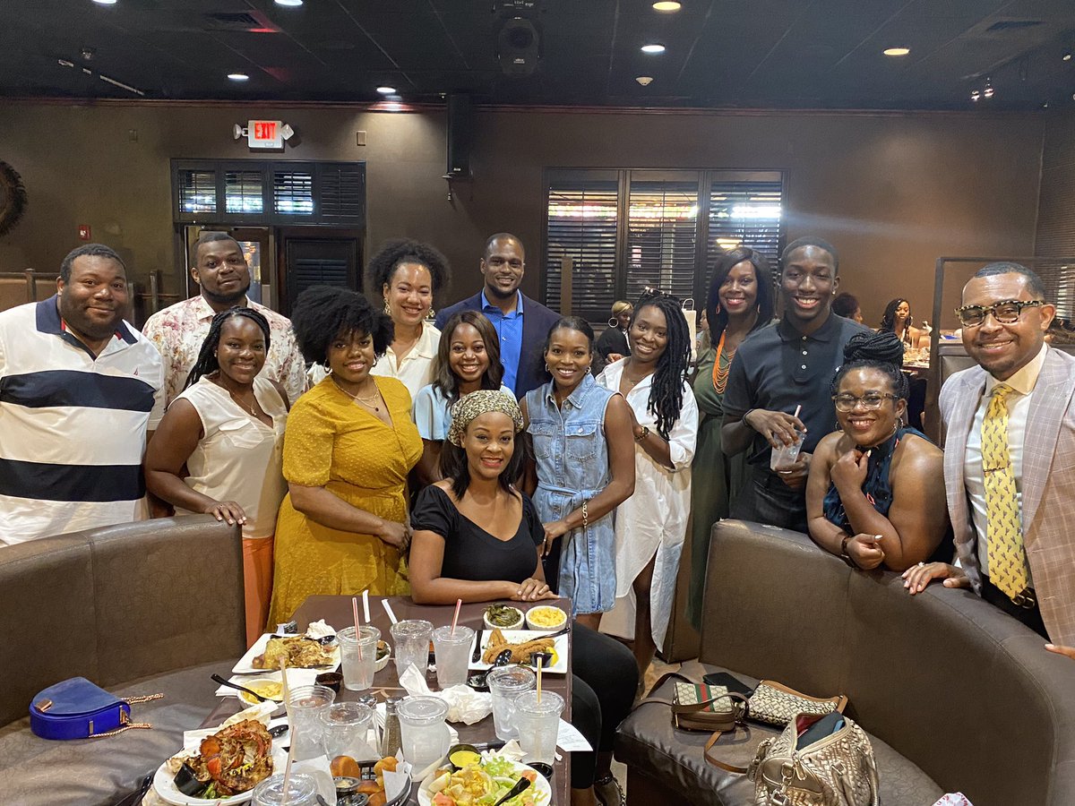 MABJTN's tweet photo. When the family gets together again. Thanks for all who joined us for the “New Memphis Media Brunch”. And thank you @favoredjthomas and @SiobhanRileyTV for organizing. #blackjournalists #weback #prive@#supportblackrestaurants https://t.co/ydCjNnIGFG