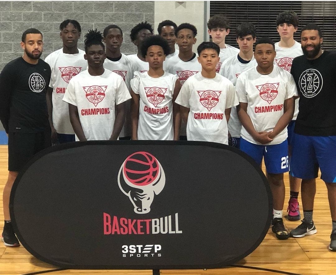gl1429's tweet photo. @BasketBullhoops @exposurebball Boys2MEN 15U Holmes https://t.co/RD0ASWrmCK