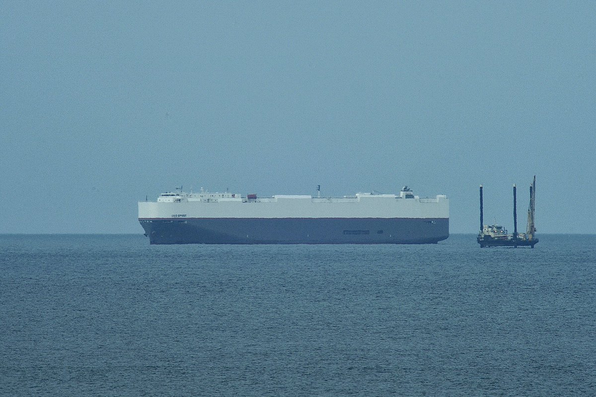 johnmorgan726's tweet photo. The LEO SPIRIT, IMO:9620695 en route to Baltimore, Maryland @BShipspotting @BaltoChes flying the flag of Panama 🇵🇦. With the RAM 15 offshore drilling platform taking core samples for a proposed south east sea lane expansion. #LeoSpirit #VehicleCarrier #ShipsInPics https://t.co/iJWRgTc7VD