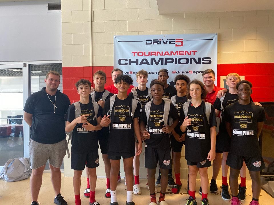Ssiler3's tweet photo. 5-0 @ KC CLASSIC = Tournament Champs. They were to scared to play putt putt again π. #Gettingbetterandhavingfun https://t.co/L4qLbmzzBs