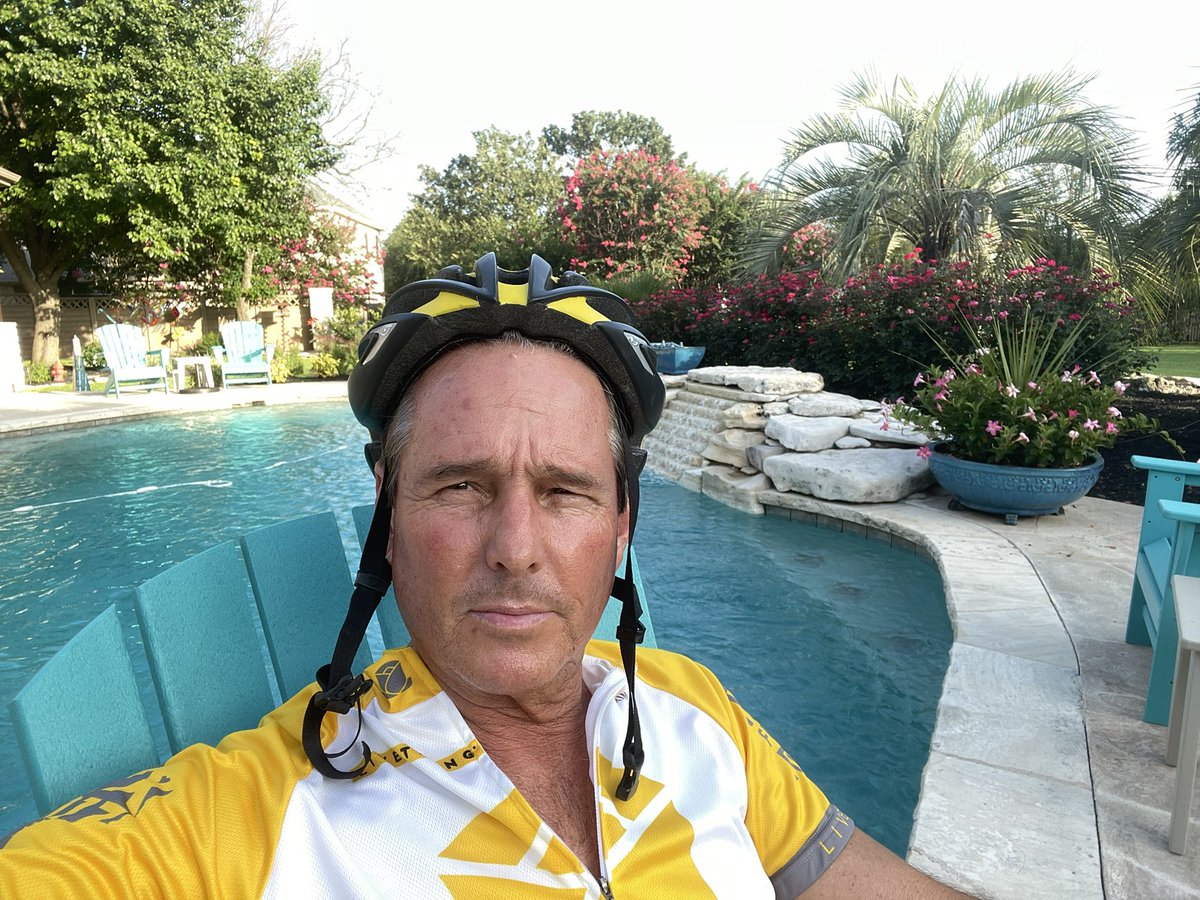 Dat #3 of #RAGBRAI for <a href="/livestrong/">Livestrong</a>   Was hot during the 62 mile ride, so cooling off by the pool.