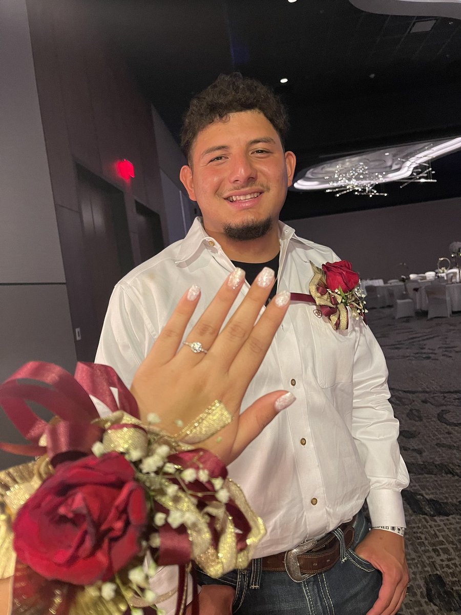 ✨POP THE CHAMPAGNE IM CHANGING MY LAST NAME✨🍾❤️
