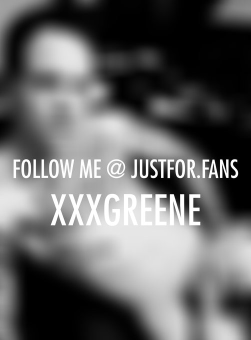 I'm really liking the black and white photos recently. What do you guys think!?...

See this and more