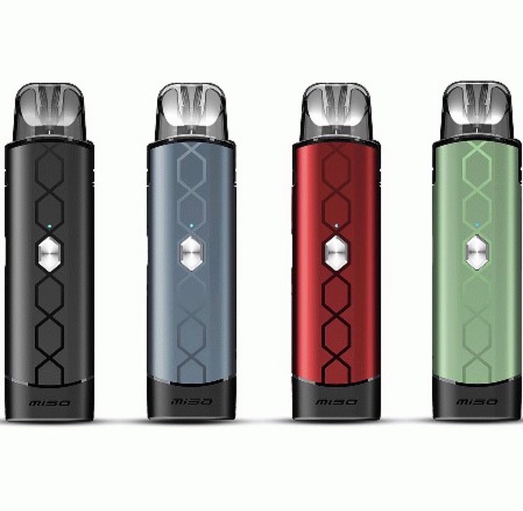 vape_world_'s tweet photo. 今月末入荷予定UNIVAPO misoPODは
2ml容量600mAhと十分なパワー。抵抗値1.2Ω，出力は3-15W，Type-C。
E8と迷うくらい優秀なサブ機です。

※7/20(火)、21(水)は店休日です

#呂布カルマ #misopod #univapo #手のひらサイズ #aztec #cbdオイル #サブ機 #電子タバコ #立川 #CBD #cbdリキッド #pharmahemp https://t.co/meNkD1kZKn